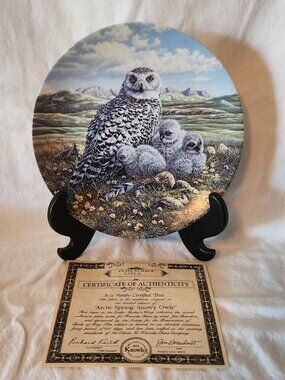 Edwin M. Knowles China "Arctic Spring: Snowy Owls" The Bradford Exchange Plate